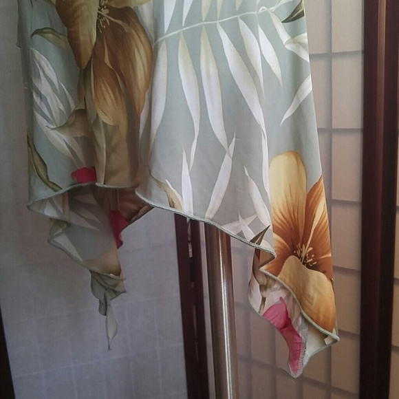 Dress - Picture 4 of 8